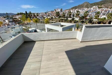 Royal Palm 22 Luxurious 3 Bedroom Penthouse نيرخا المظهر الخارجي الصورة